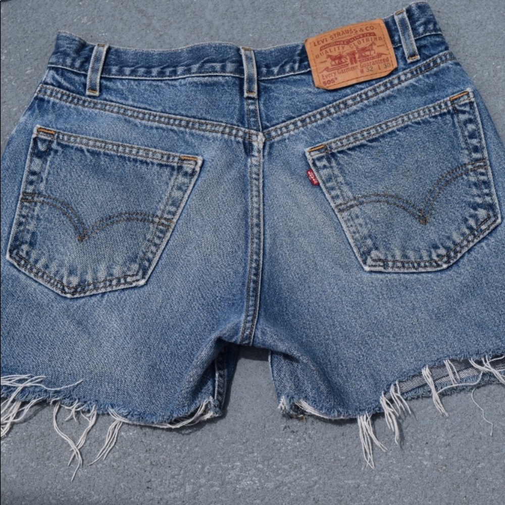 Levi jean 504 shorts